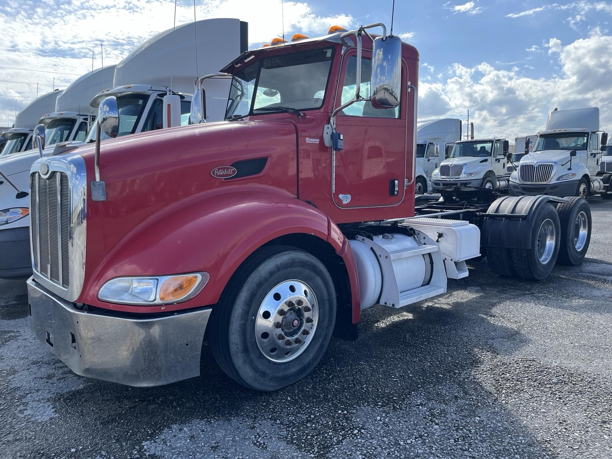 2012 PETERBILT 386 in Jasper, IN