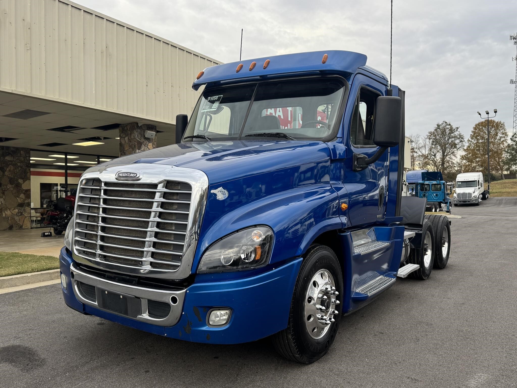 2017 FREIGHTLINER CASCADIA 125 in Monroe, GA