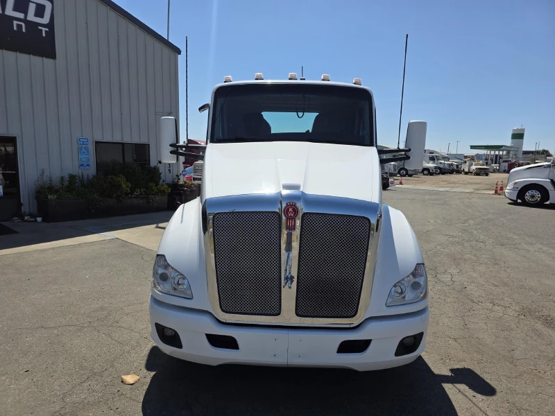 2021 KENWORTH T680