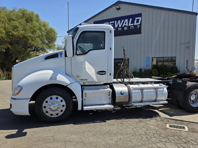 2021 KENWORTH T680