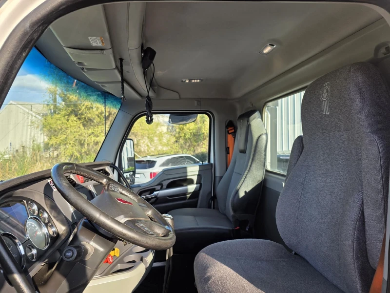 2021 KENWORTH T680