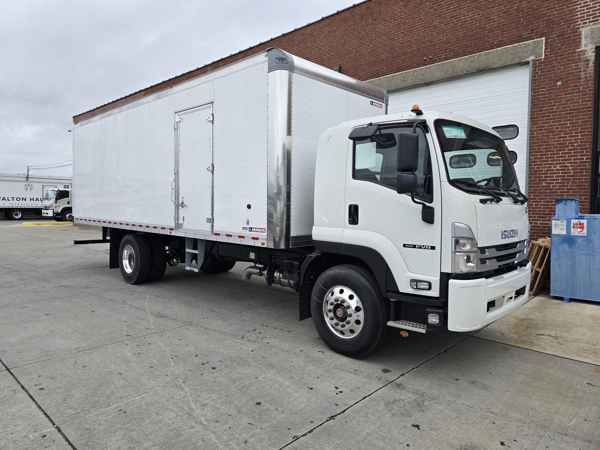 2025 ISUZU FVR in Bethpage, NY