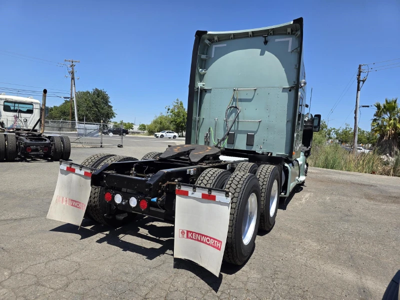 2021 KENWORTH T680