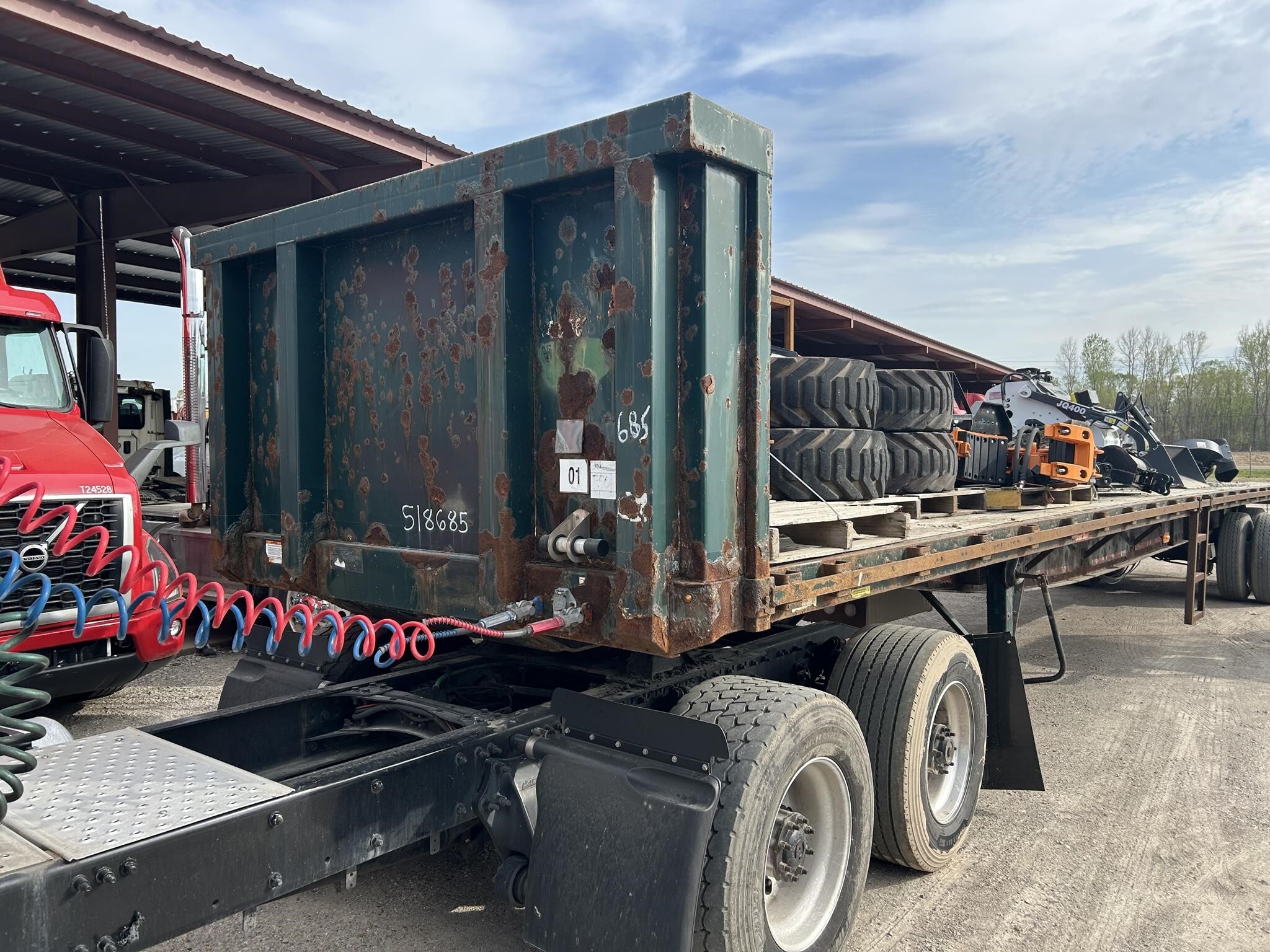 2015 GREAT DANE 45 FT CLOSED TANDEM FLATBED in Covington, TN
