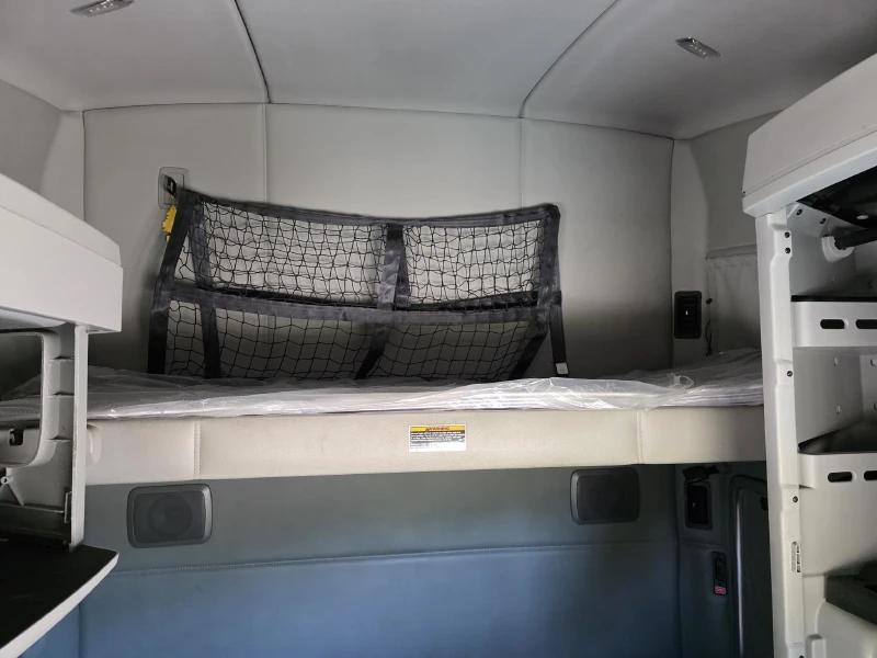2021 KENWORTH T680