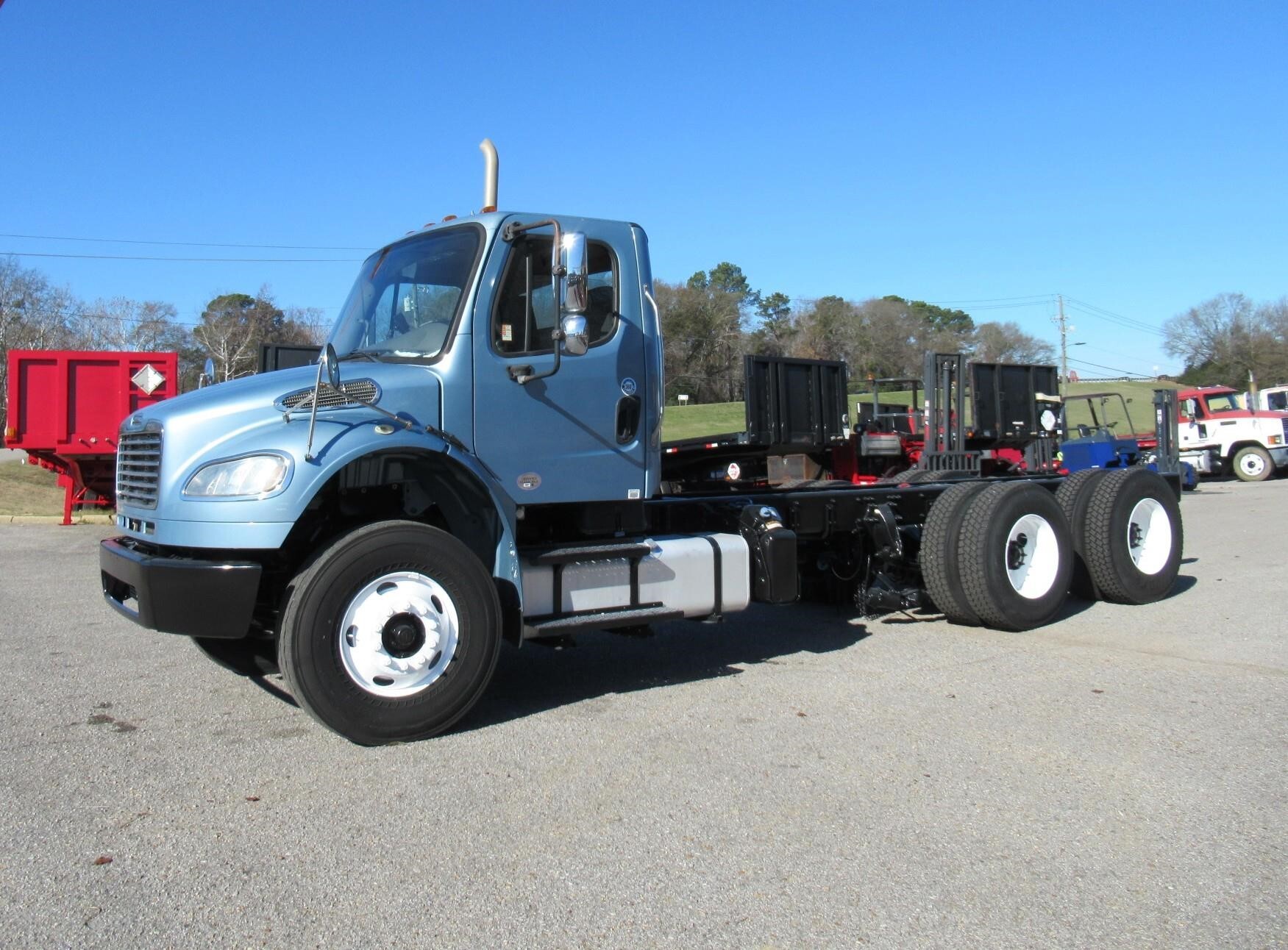 2016 FREIGHTLINER BUSINESS CLASS M2 106 in Tuscaloosa, AL