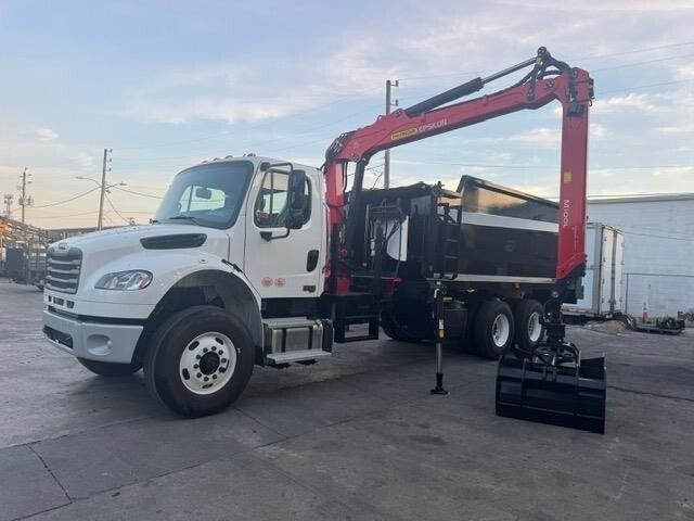 2025 FREIGHTLINER BUSINESS CLASS M2 106 in Lake Worth, FL