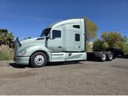 2021 KENWORTH T680