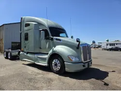 2021 KENWORTH T680