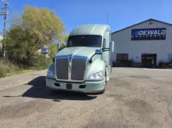 2021 KENWORTH T680