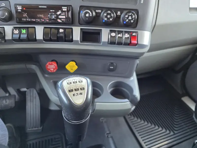 2021 KENWORTH T680