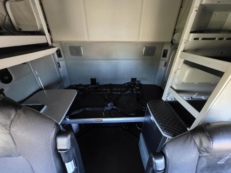 2021 KENWORTH T680