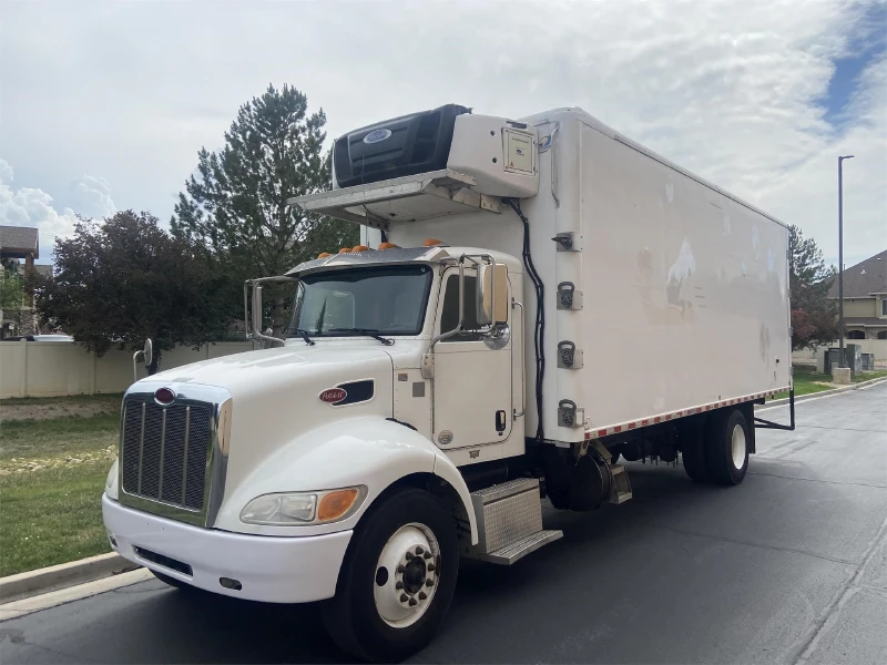 2015 PETERBILT 337