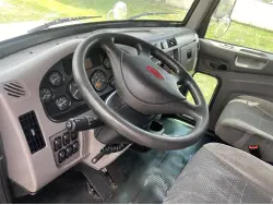 2015 PETERBILT 337