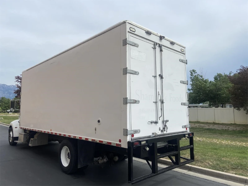 2015 PETERBILT 337