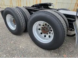 2021 KENWORTH T680