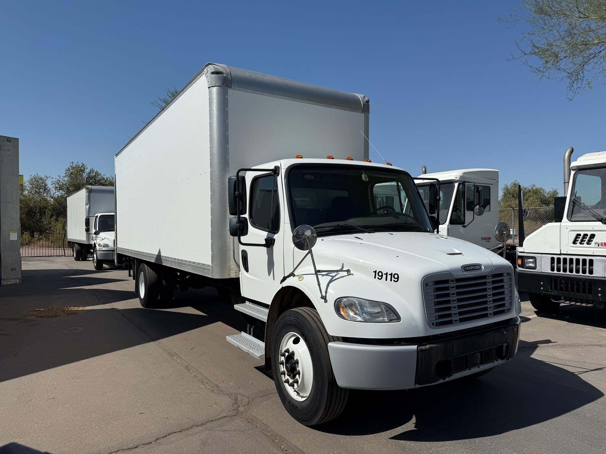 2019 FREIGHTLINER BUSINESS CLASS M2 106 in Phoenix, AZ