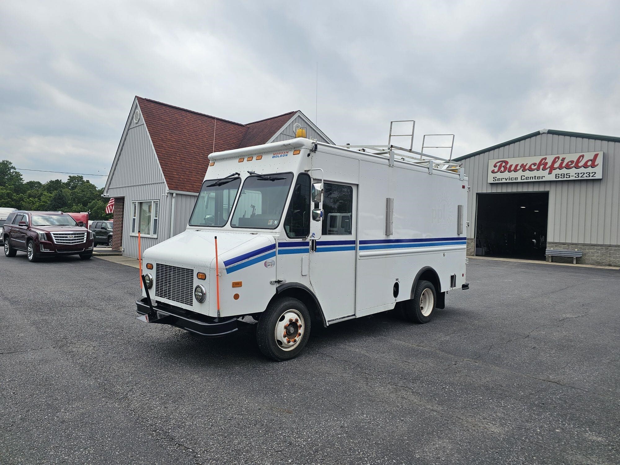 2009 FREIGHTLINER MT45 in Duncansville, PA