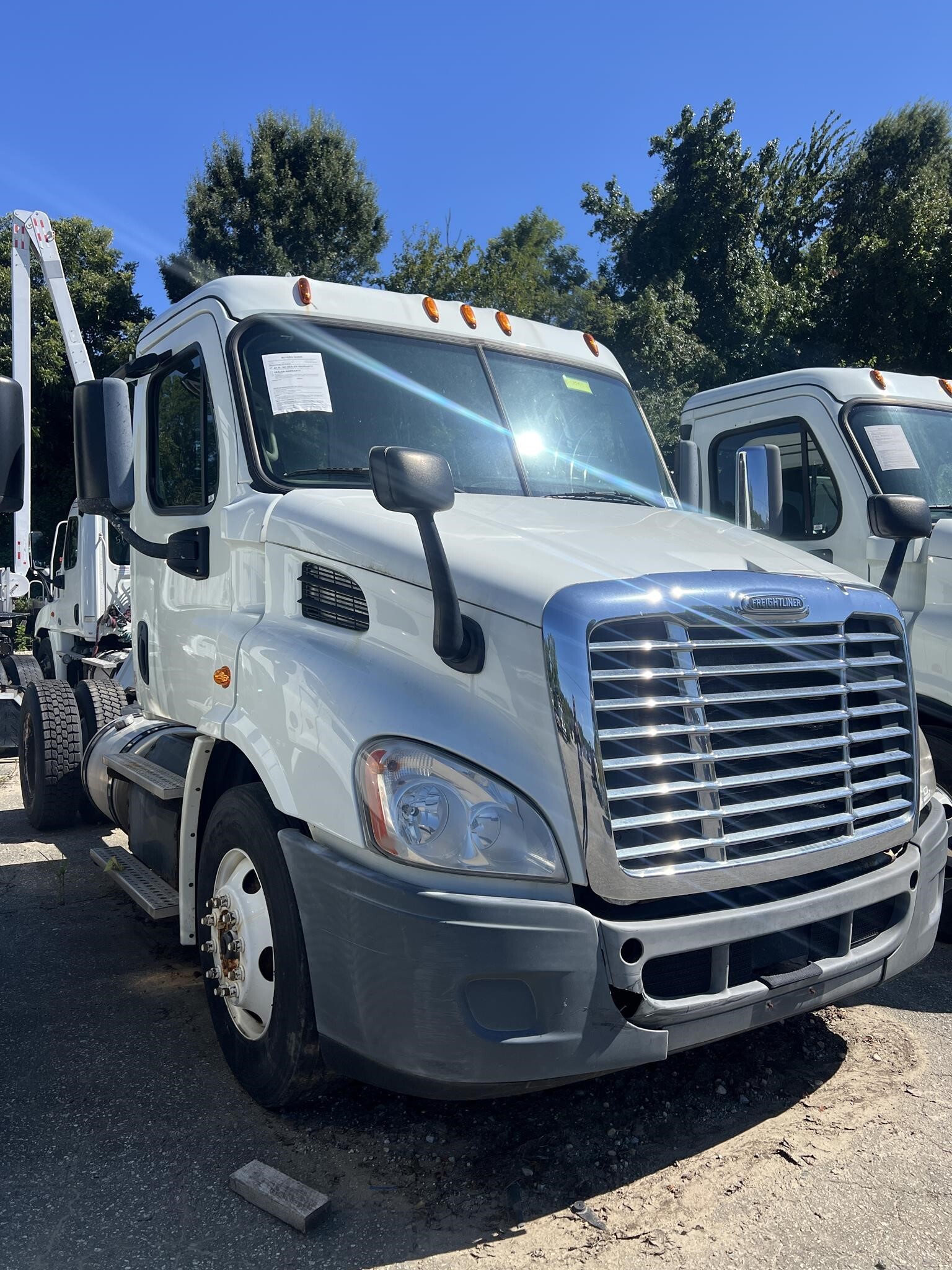 2015 FREIGHTLINER CASCADIA 113 in Greensboro, NC