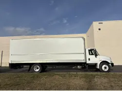 2019 INTERNATIONAL DURASTAR 4300
