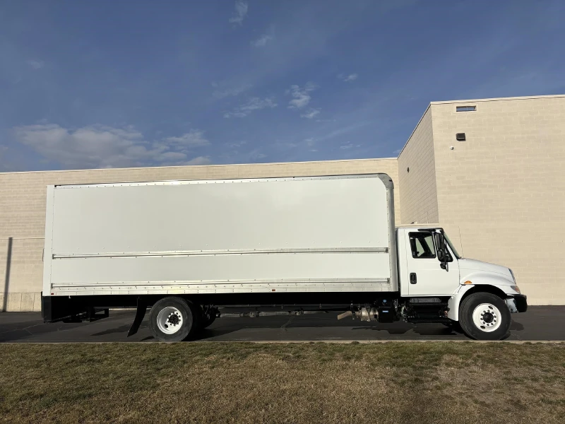 2019 INTERNATIONAL DURASTAR 4300