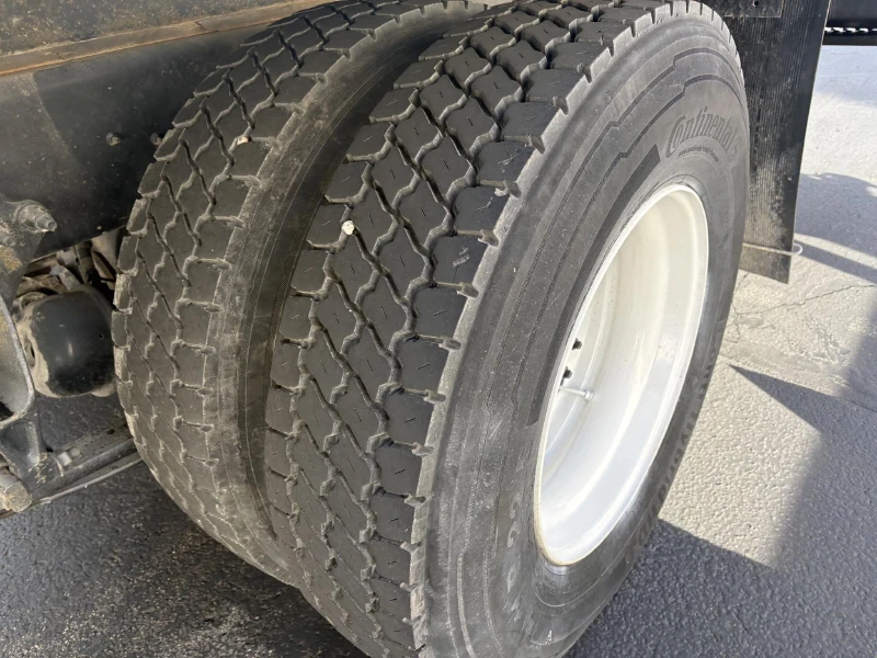 2019 INTERNATIONAL DURASTAR 4300