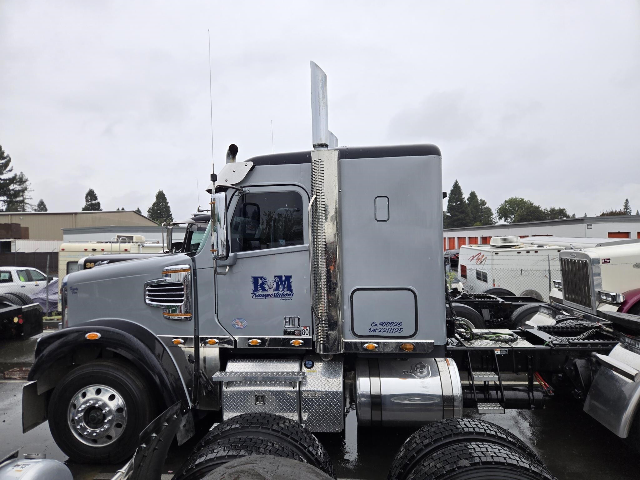 2023 FREIGHTLINER 122 SD in Santa Rosa, CA