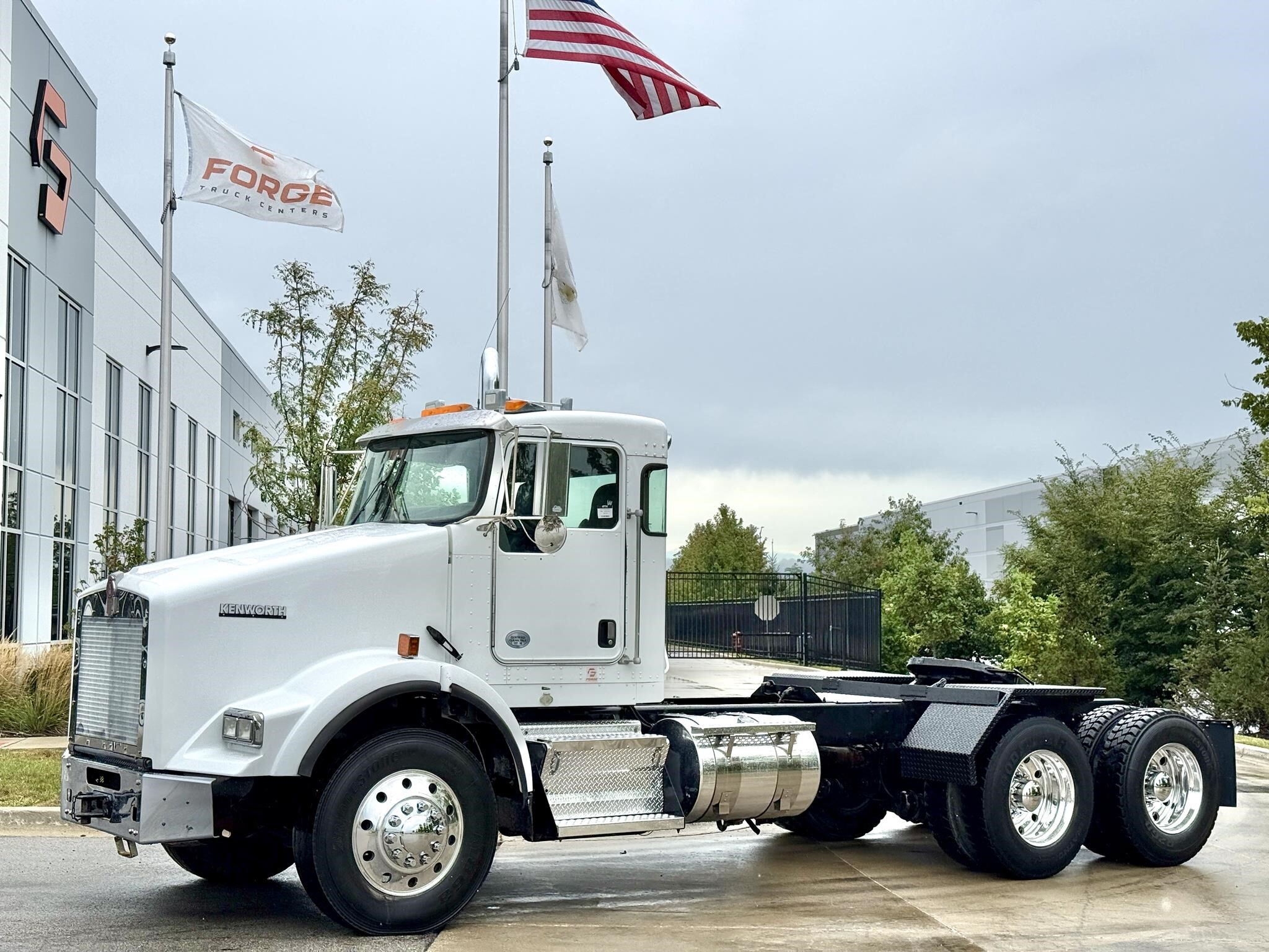 2019 KENWORTH T800 in New Lenox, IL