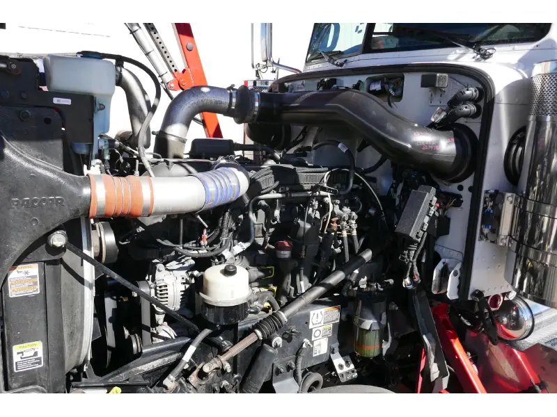 2020 PETERBILT 389