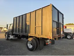 2011 FREIGHTLINER BUSINESS CLASS M2 106