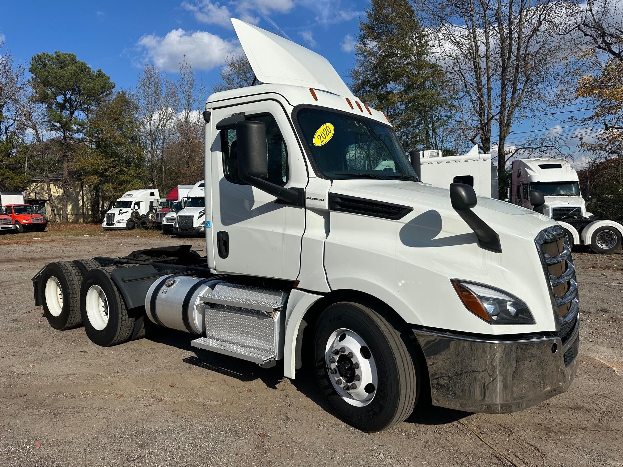 2020 FREIGHTLINER CASCADIA 125 in Atlanta, GA