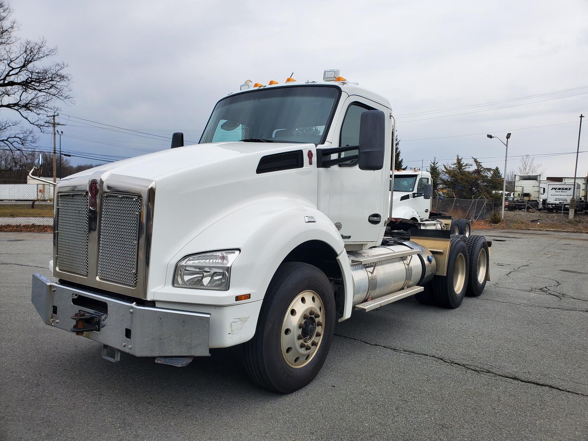 2020 KENWORTH T880 in Montgomery, NY