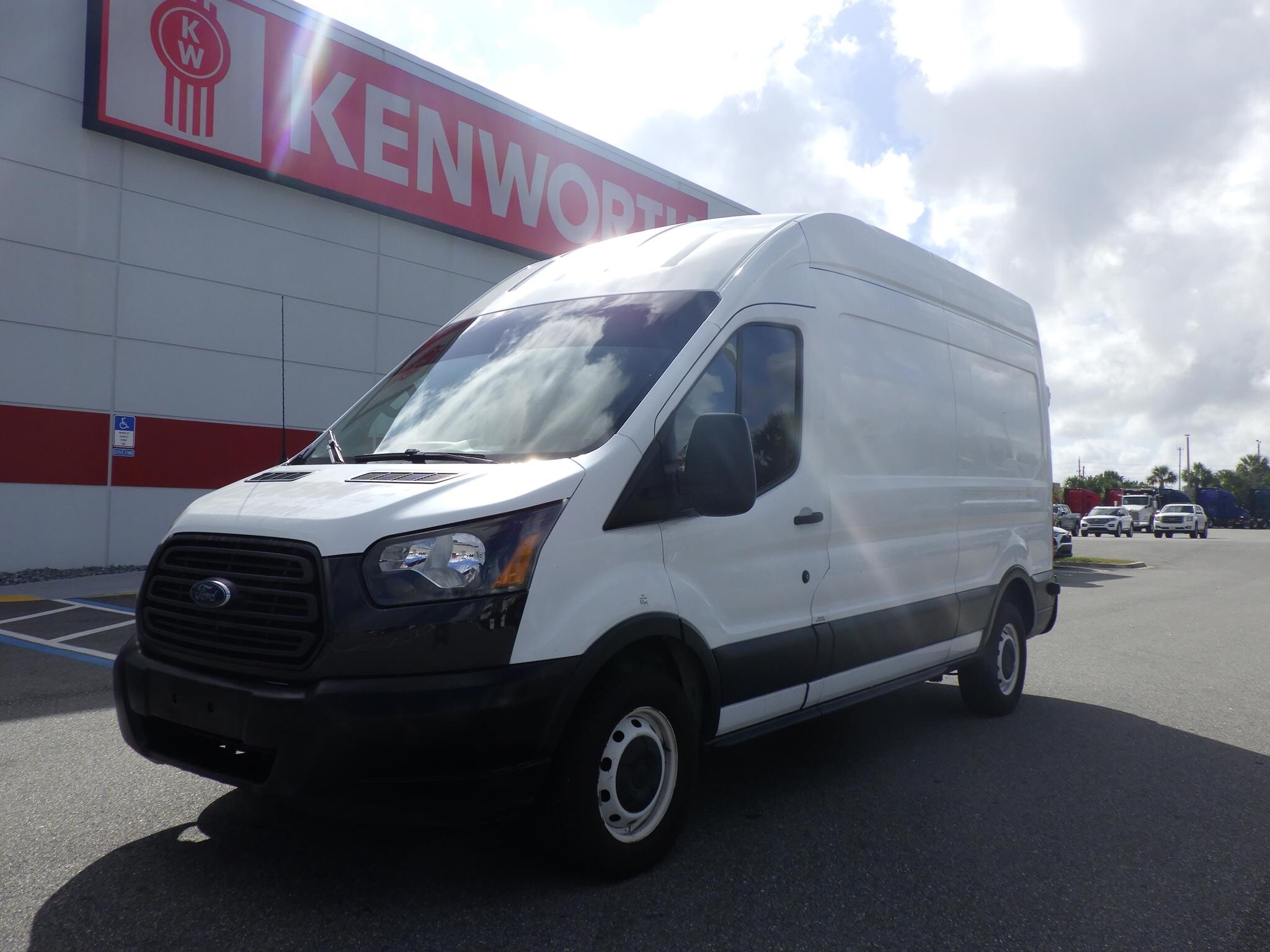 2018 FORD TRANSIT 250 in Jacksonville, FL