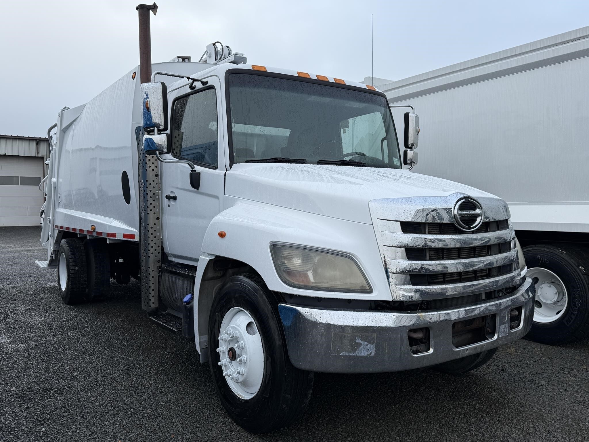 2016 HINO 338 in Bealeton, VA