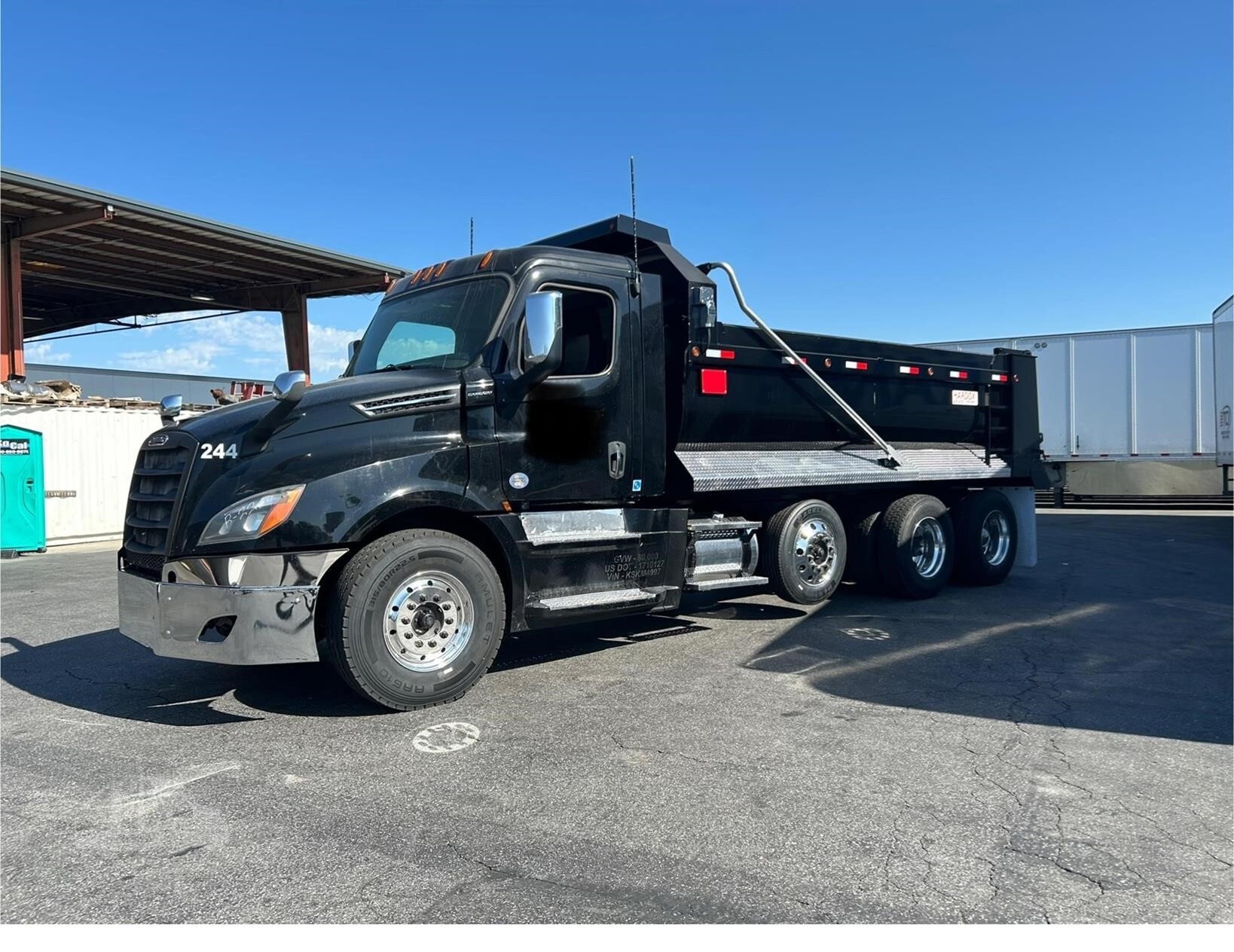 2019 FREIGHTLINER CASCADIA 126 in Phoenix, AZ
