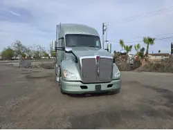 2021 KENWORTH T680