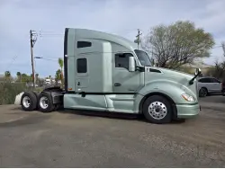 2021 KENWORTH T680