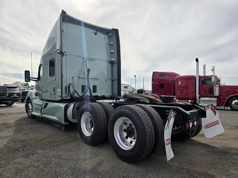 2021 KENWORTH T680