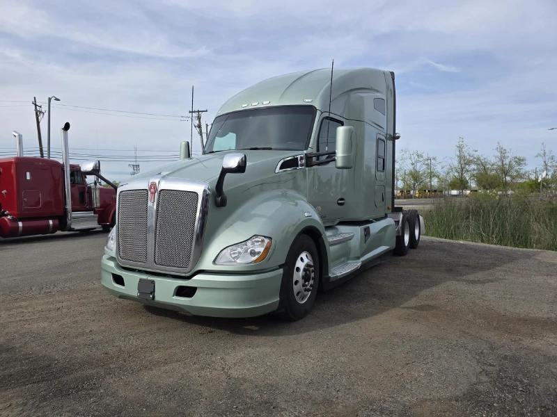 2021 KENWORTH T680