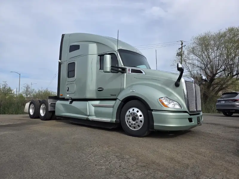 2021 KENWORTH T680