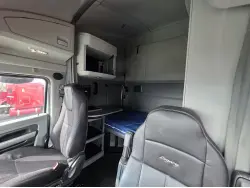 2021 KENWORTH T680