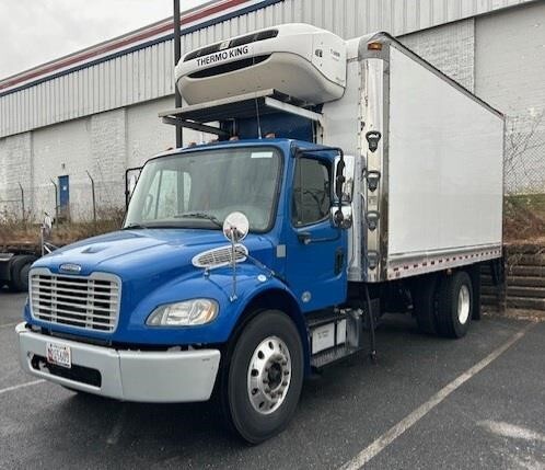 2016 FREIGHTLINER BUSINESS CLASS M2 106 in Landover, MD