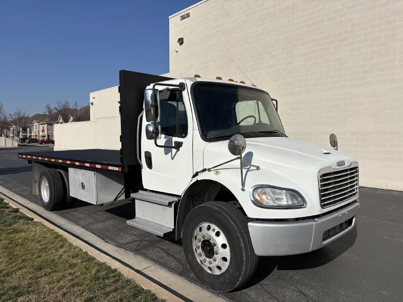 2016 FREIGHTLINER BUSINESS CLASS M2 106