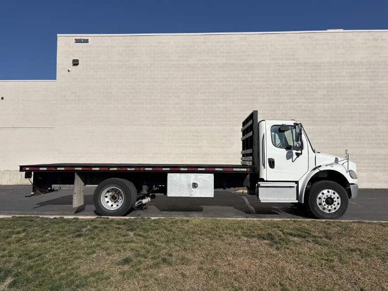 2016 FREIGHTLINER BUSINESS CLASS M2 106