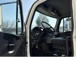 2016 FREIGHTLINER BUSINESS CLASS M2 106