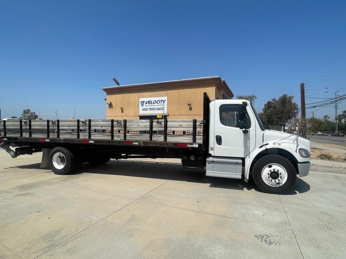 2019 FREIGHTLINER BUSINESS CLASS M2 106 in Fontana, CA