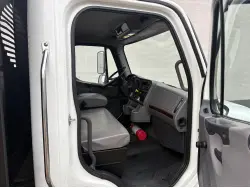 2019 FREIGHTLINER BUSINESS CLASS M2 106