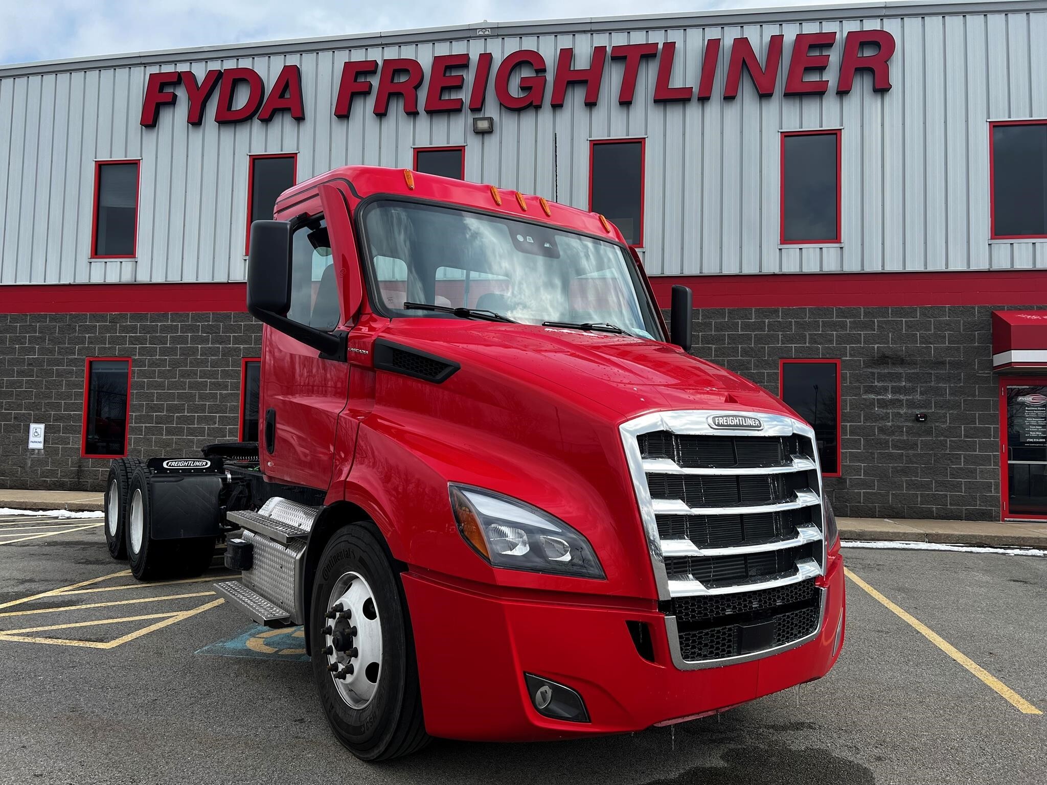 2026 FREIGHTLINER CASCADIA 116 in Canonsburg, PA