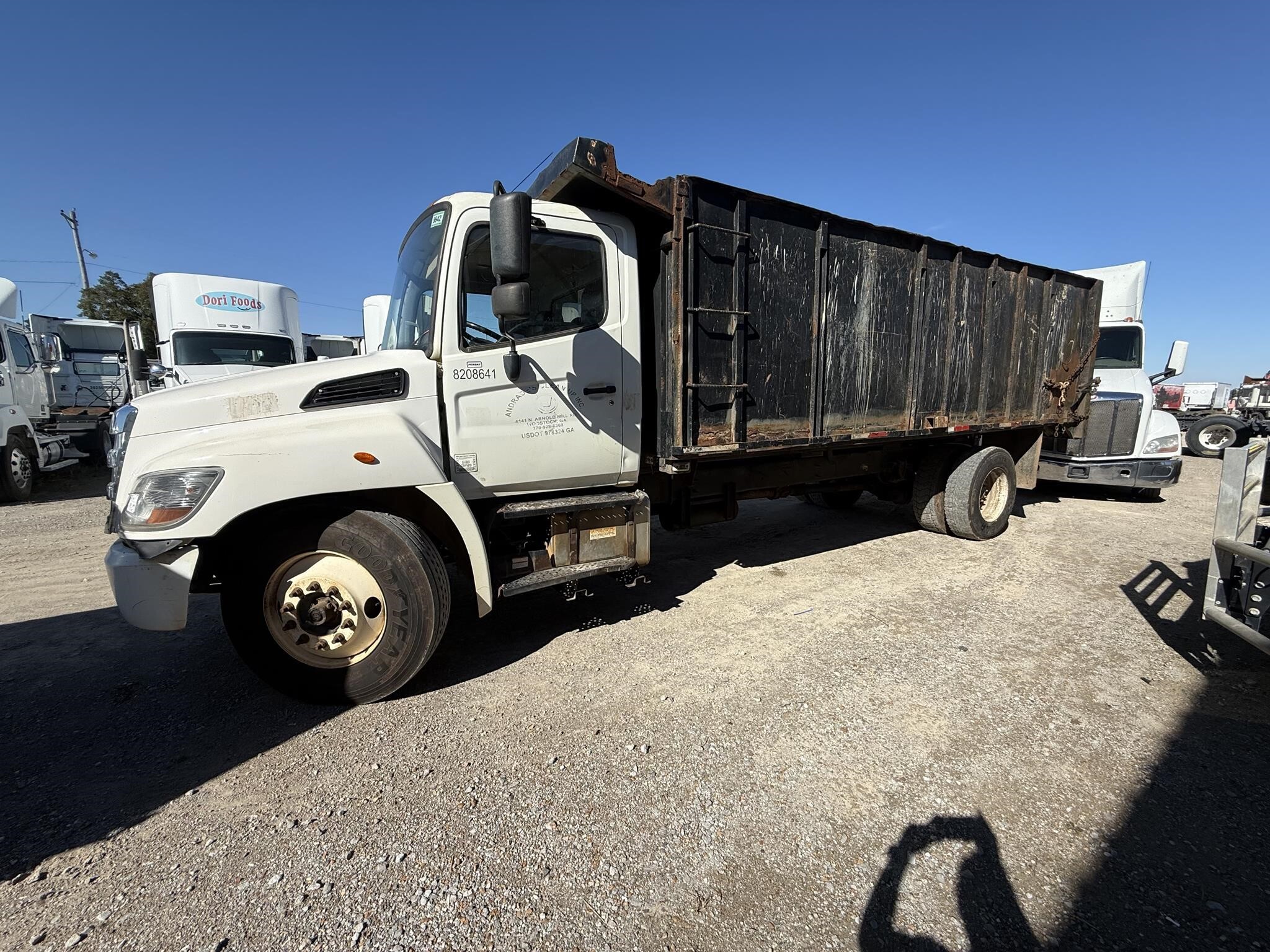 2015 HINO 338 in Covington, TN