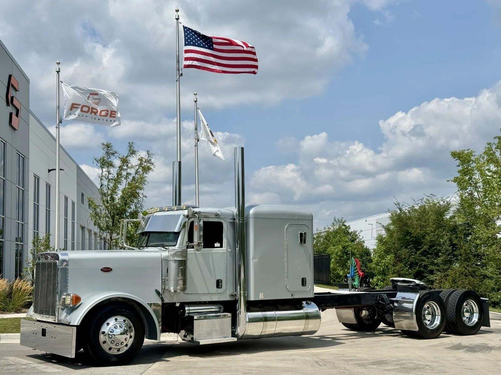 2007 PETERBILT 379 in New Lenox, IL
